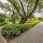 Hlonda 8 Premium 2Br Apt Balcony