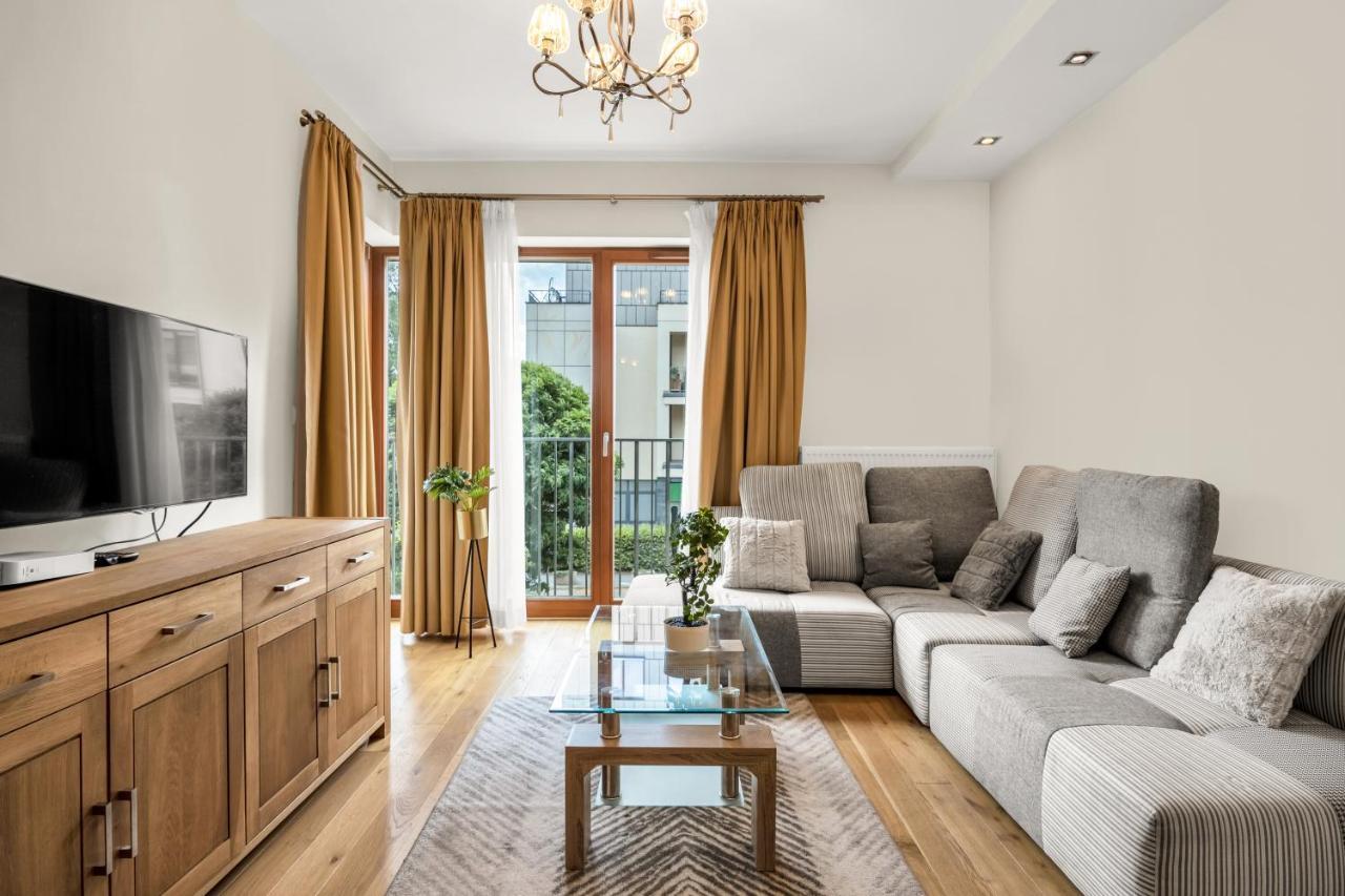 Hlonda 8 Premium 2br Apt Balcony Apartment *